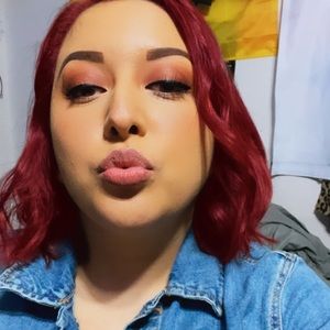 Meet your Posher, Vanessa